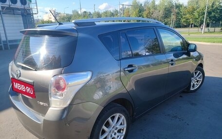 Toyota Verso I, 2010 год, 1 199 000 рублей, 26 фотография