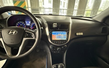 Hyundai Solaris II рестайлинг, 2013 год, 650 000 рублей, 7 фотография
