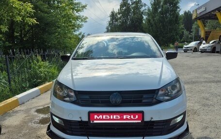 Volkswagen Polo VI (EU Market), 2017 год, 800 000 рублей, 2 фотография