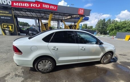 Volkswagen Polo VI (EU Market), 2017 год, 800 000 рублей, 4 фотография