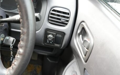Nissan Wingroad III, 1999 год, 181 000 рублей, 2 фотография