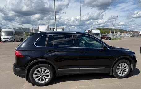 Volkswagen Tiguan II, 2017 год, 2 200 000 рублей, 5 фотография