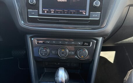 Volkswagen Tiguan II, 2017 год, 2 200 000 рублей, 6 фотография