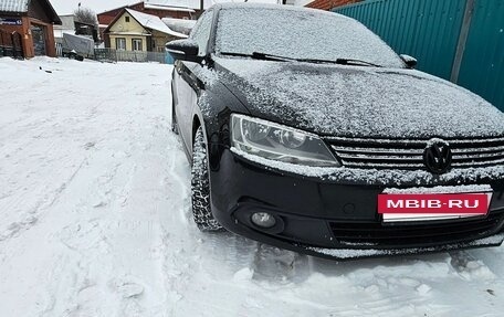 Volkswagen Jetta VI, 2011 год, 740 000 рублей, 5 фотография