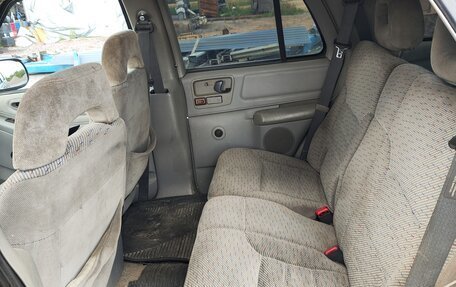 Chevrolet Blazer II рестайлинг, 1997 год, 299 999 рублей, 11 фотография