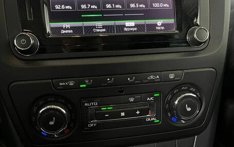 Skoda Yeti I рестайлинг, 2015 год, 1 430 000 рублей, 15 фотография