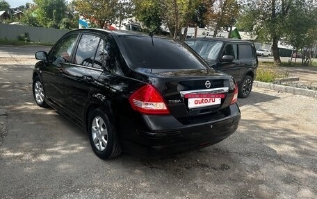 Nissan Tiida, 2010 год, 670 000 рублей, 5 фотография