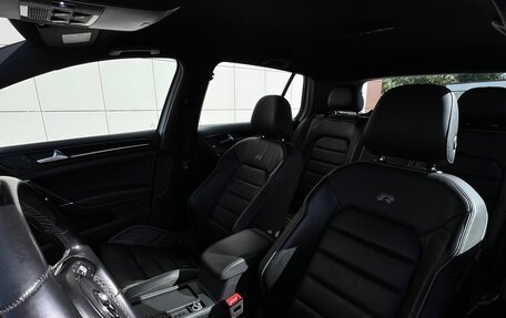 Volkswagen Golf R VII, 2019 год, 2 600 000 рублей, 5 фотография