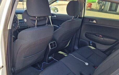 KIA Sportage IV рестайлинг, 2017 год, 1 800 000 рублей, 10 фотография