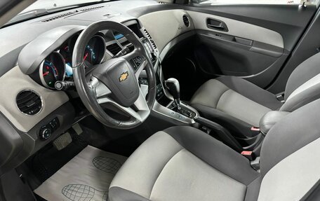 Chevrolet Cruze II, 2010 год, 599 000 рублей, 11 фотография