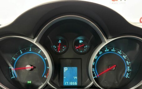 Chevrolet Cruze II, 2010 год, 599 000 рублей, 21 фотография