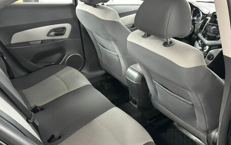 Chevrolet Cruze II, 2010 год, 599 000 рублей, 17 фотография