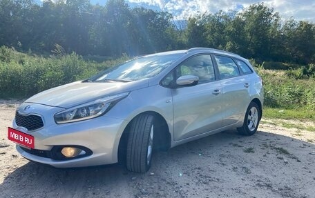 KIA cee'd III, 2012 год, 990 000 рублей, 2 фотография
