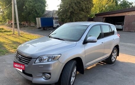 Toyota RAV4, 2012 год, 1 990 000 рублей, 6 фотография