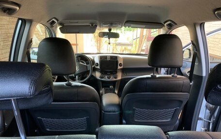 Toyota RAV4, 2012 год, 1 990 000 рублей, 26 фотография