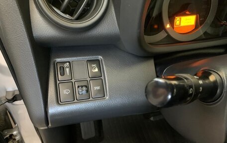 Toyota RAV4, 2012 год, 1 990 000 рублей, 19 фотография