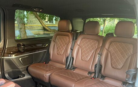 Mercedes-Benz V-Класс, 2015 год, 3 450 000 рублей, 8 фотография
