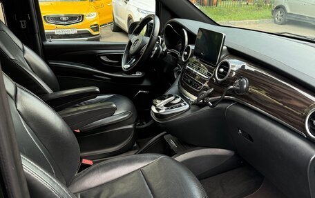Mercedes-Benz V-Класс, 2015 год, 3 450 000 рублей, 17 фотография