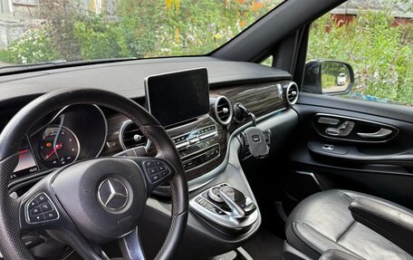 Mercedes-Benz V-Класс, 2015 год, 3 450 000 рублей, 25 фотография
