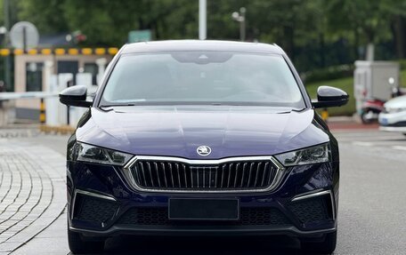 Skoda Octavia IV, 2021 год, 1 704 000 рублей, 2 фотография