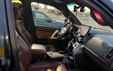 Toyota Land Cruiser 200, 2015 год, 4 000 000 рублей, 5 фотография