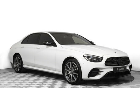 Mercedes-Benz E-Класс, 2021 год, 4 600 000 рублей, 3 фотография