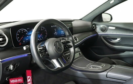 Mercedes-Benz E-Класс, 2021 год, 4 600 000 рублей, 13 фотография