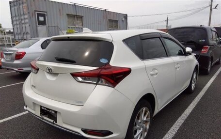Toyota Auris II, 2015 год, 1 180 000 рублей, 10 фотография