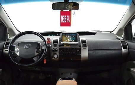 Toyota Prius, 2008 год, 620 000 рублей, 11 фотография