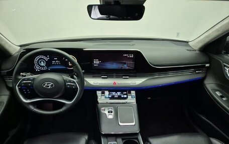 Hyundai Grandeur, 2021 год, 2 600 000 рублей, 6 фотография