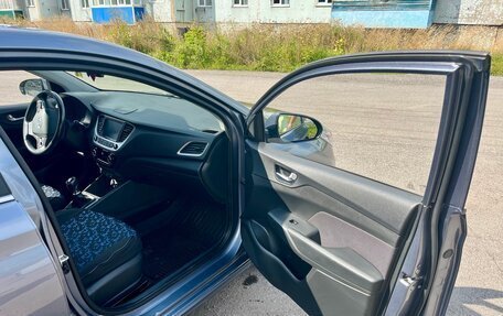 Hyundai Solaris II рестайлинг, 2017 год, 1 400 000 рублей, 11 фотография
