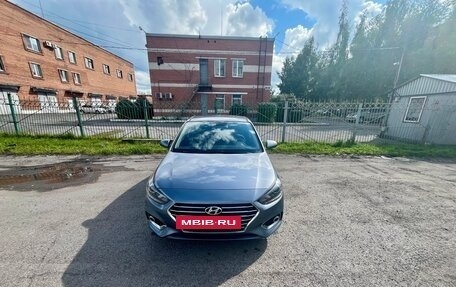 Hyundai Solaris II рестайлинг, 2017 год, 1 400 000 рублей, 3 фотография
