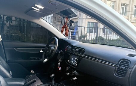 KIA Rio IV, 2017 год, 1 559 990 рублей, 11 фотография