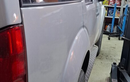 Nissan Pathfinder, 2005 год, 1 000 000 рублей, 10 фотография