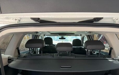Volkswagen Tiguan II, 2022 год, 2 632 000 рублей, 13 фотография