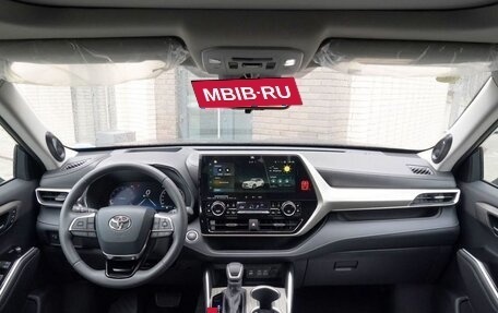 Toyota Highlander, 2025 год, 4 790 000 рублей, 6 фотография
