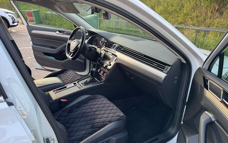 Volkswagen Passat B8 рестайлинг, 2017 год, 2 400 000 рублей, 9 фотография