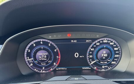 Volkswagen Passat B8 рестайлинг, 2017 год, 2 400 000 рублей, 11 фотография