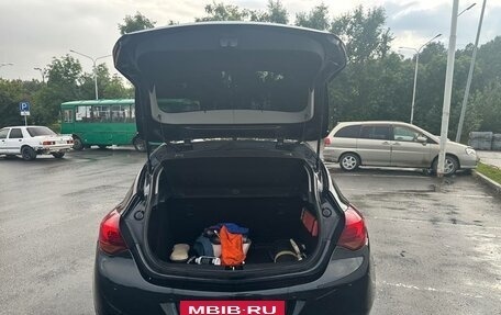 Opel Astra J, 2012 год, 950 000 рублей, 2 фотография