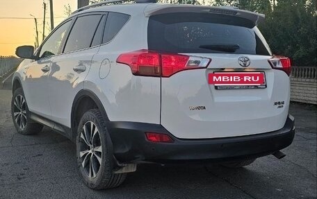 Toyota RAV4, 2014 год, 2 350 000 рублей, 8 фотография