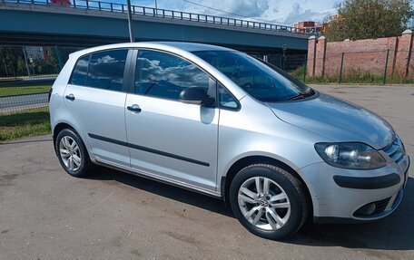 Volkswagen Golf Plus I, 2008 год, 930 000 рублей, 3 фотография