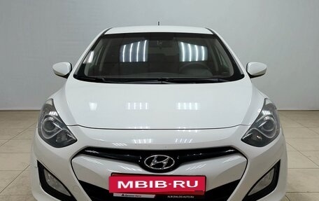 Hyundai i30 II рестайлинг, 2013 год, 845 000 рублей, 2 фотография