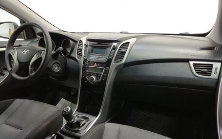 Hyundai i30 II рестайлинг, 2013 год, 845 000 рублей, 12 фотография