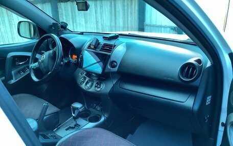 Toyota RAV4, 2010 год, 1 500 000 рублей, 2 фотография