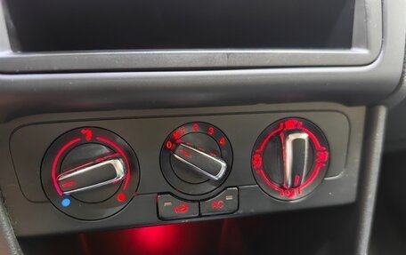 Volkswagen Polo VI (EU Market), 2012 год, 616 000 рублей, 16 фотография