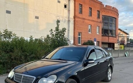 Mercedes-Benz C-Класс, 2000 год, 300 000 рублей, 1 фотография