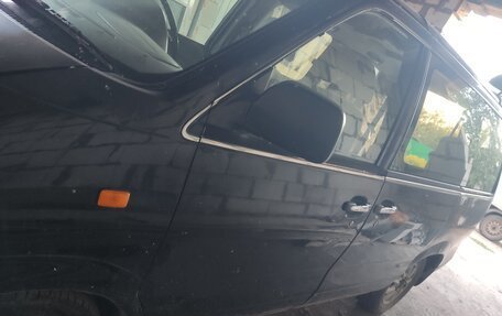 Nissan Largo III (W30), 1998 год, 233 000 рублей, 4 фотография