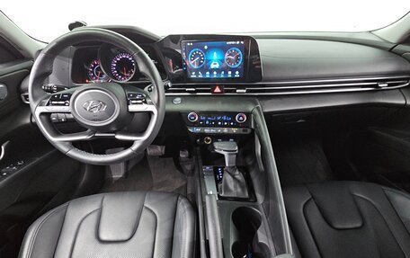 Hyundai Avante, 2021 год, 1 370 000 рублей, 8 фотография