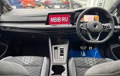 Volkswagen Golf VIII, 2021 год, 1 345 000 рублей, 7 фотография