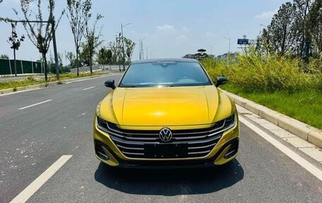 Volkswagen Passat CC, 2022 год, 2 360 000 рублей, 6 фотография